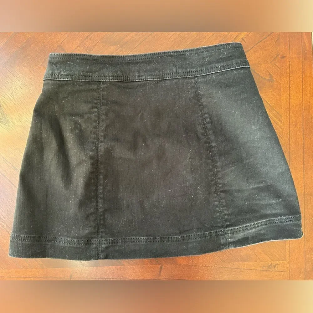 Free People Black  A-Line Mini Skirt size 4